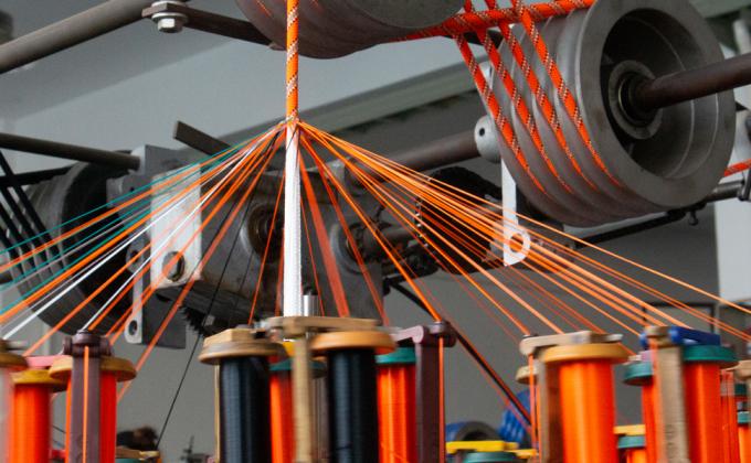 7 cuerdas que suben al aire libre 550 Paracord 3m m de la supervivencia interna de los filamentos 0